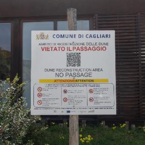 Photo of one of the signs used to educate the citizens and keep them away from the protected areas of the beach.