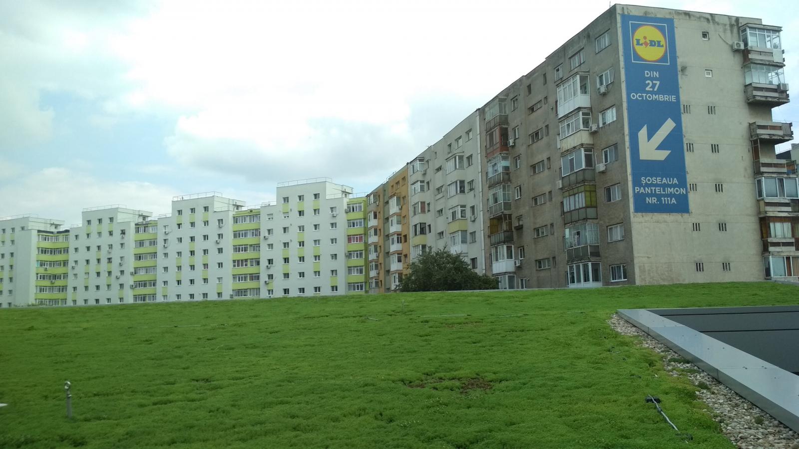 Lidl City Shopping Center Green Roof (2018)